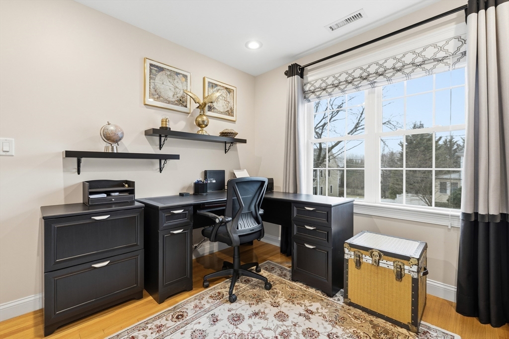 9 Cottage Street, Unit 9 Woburn, MA 01801 - Photo 18 of 27