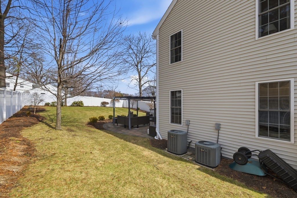 9 Cottage Street, Unit 9 Woburn, MA 01801 - Photo 23 of 27