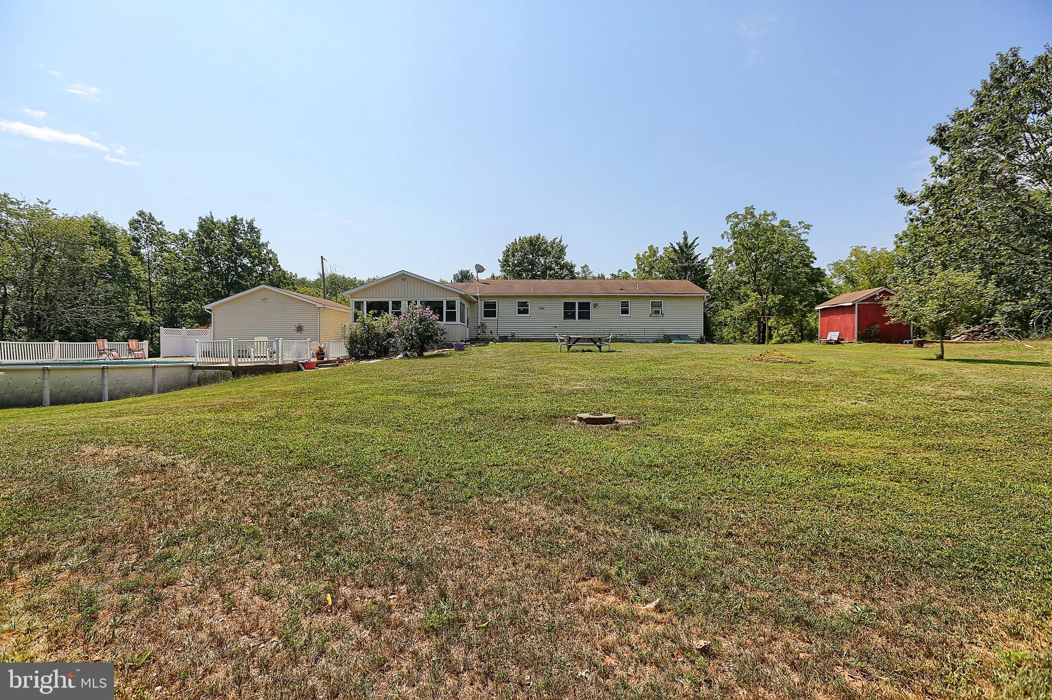 21 Acorn Road Carlisle, PA 17015 - Photo 4 of 19 Gallery Image 4
