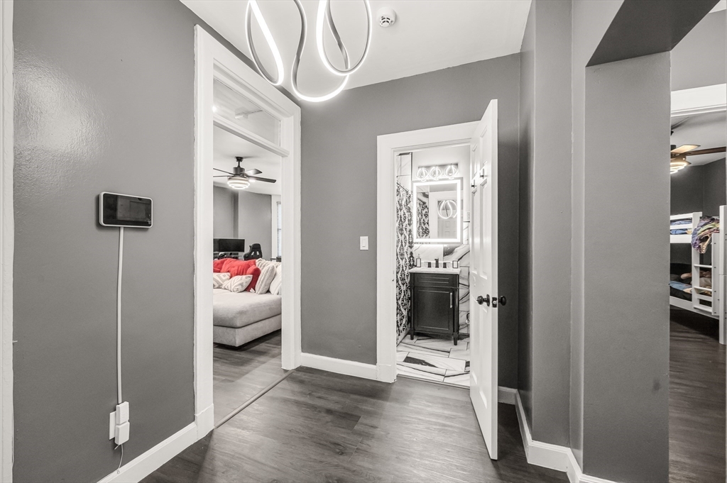 140 Chestnut Street, Unit 706 Springfield, MA 01103 - Photo 4 of 22