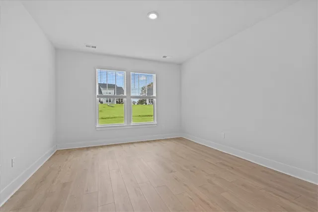 $299,990 | 405 Crestcreek Drive, Anderson, SC 29621