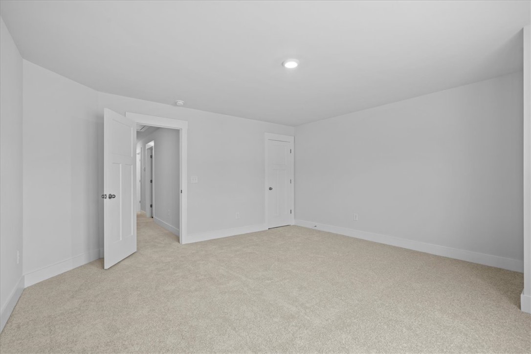 405 Crestcreek Drive Anderson, SC 29621 - Photo 20 of 36