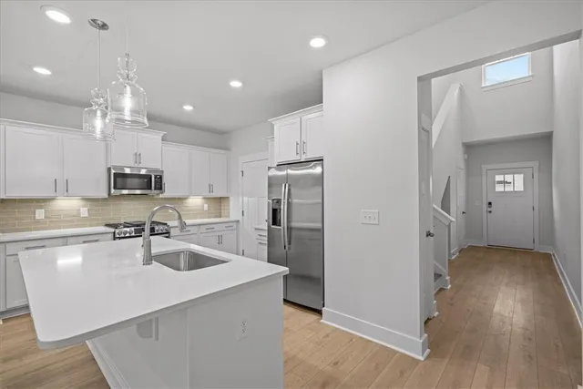 $299,990 | 405 Crestcreek Drive, Anderson, SC 29621