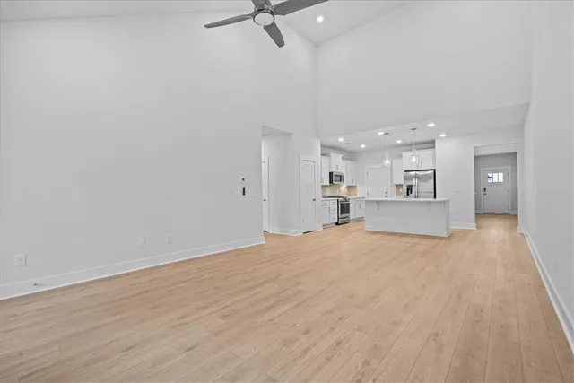 $299,990 | 405 Crestcreek Drive, Anderson, SC 29621