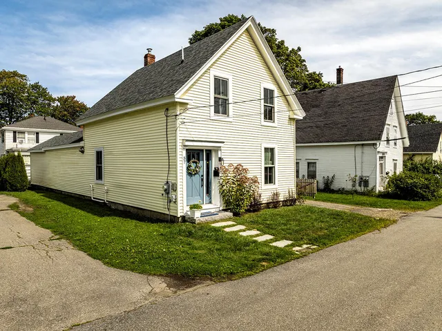 $540,000 | 57 Grace Street, Rockland, ME 04841