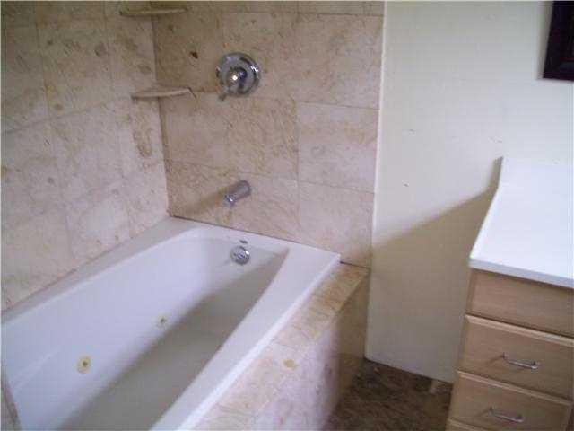 6732 Raleigh Street Hollywood, FL 33024 - Photo 8 of 12 Bath 2