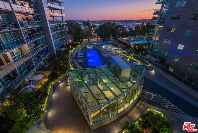 $1,849,000 | 13600 Marina Pointe Drive, Unit 1904, Marina del Rey, CA 90292