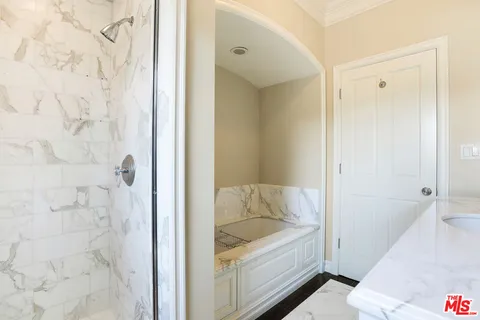 $10,000 | 155 South Rodeo Drive, Beverly Hills, CA 90212