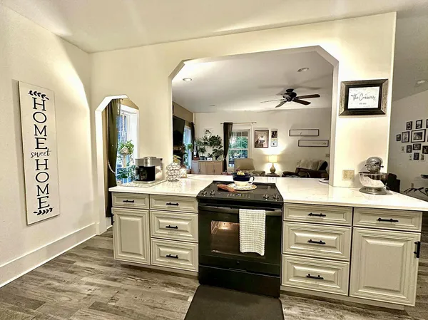 $579,000 | 10 Hemlock Point, Northfield, ME 04654