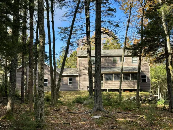 $579,000 | 10 Hemlock Point, Northfield, ME 04654