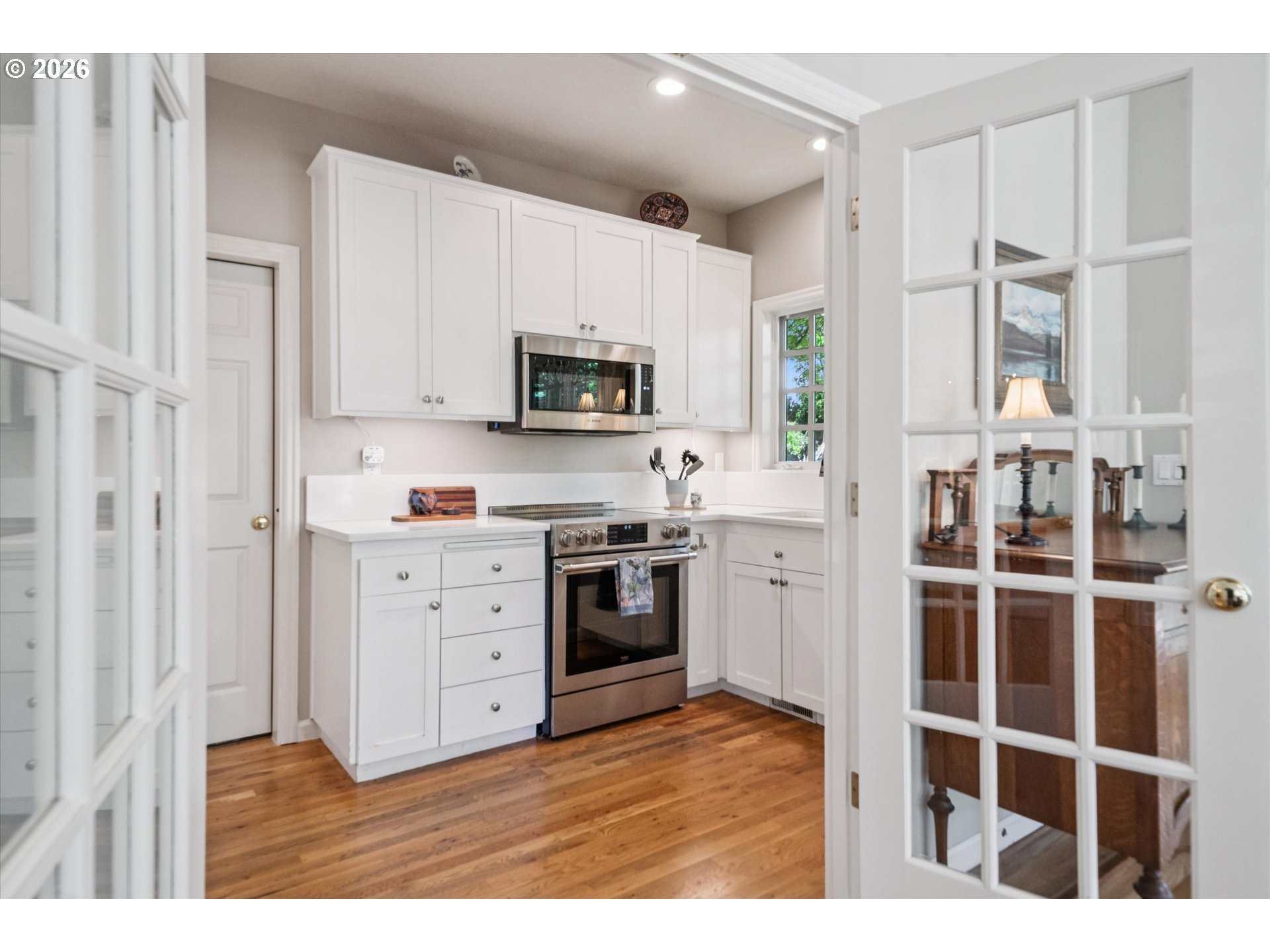 9931 Northwest Abbey Road Portland, OR 97229 - Photo 11 of 29