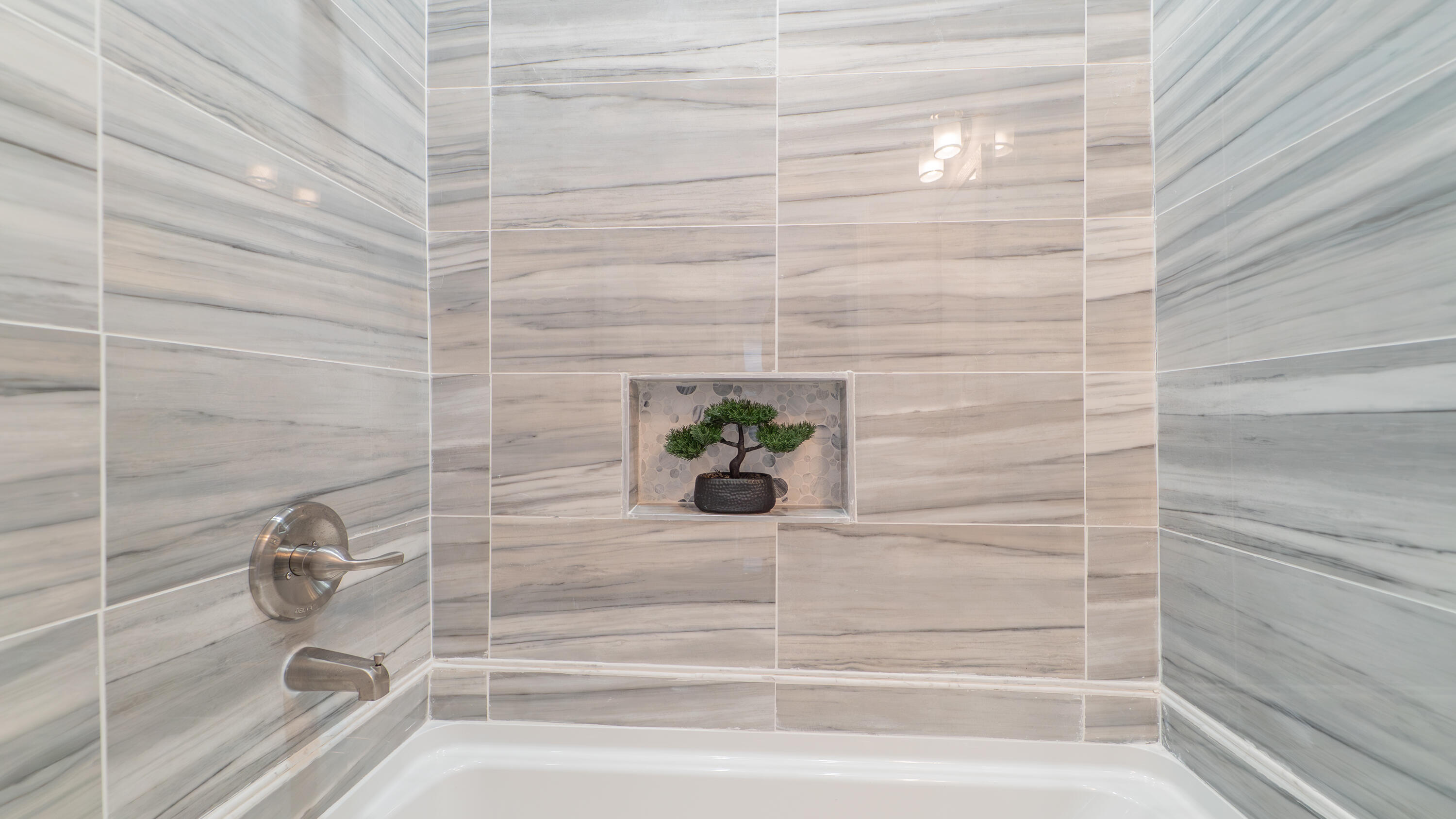 4044 Louisiana Street Gary, IN 46409 - Photo 14 of 31 a view of a glass door shower