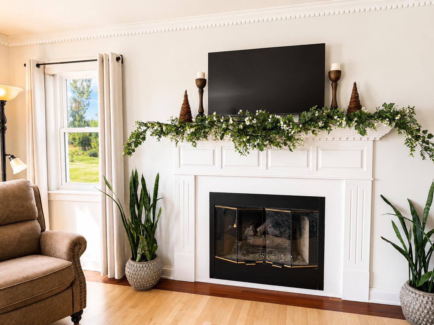 2220 Garvin Heights Road Winona, MN 55987 - Photo 15 of 59 15 living room