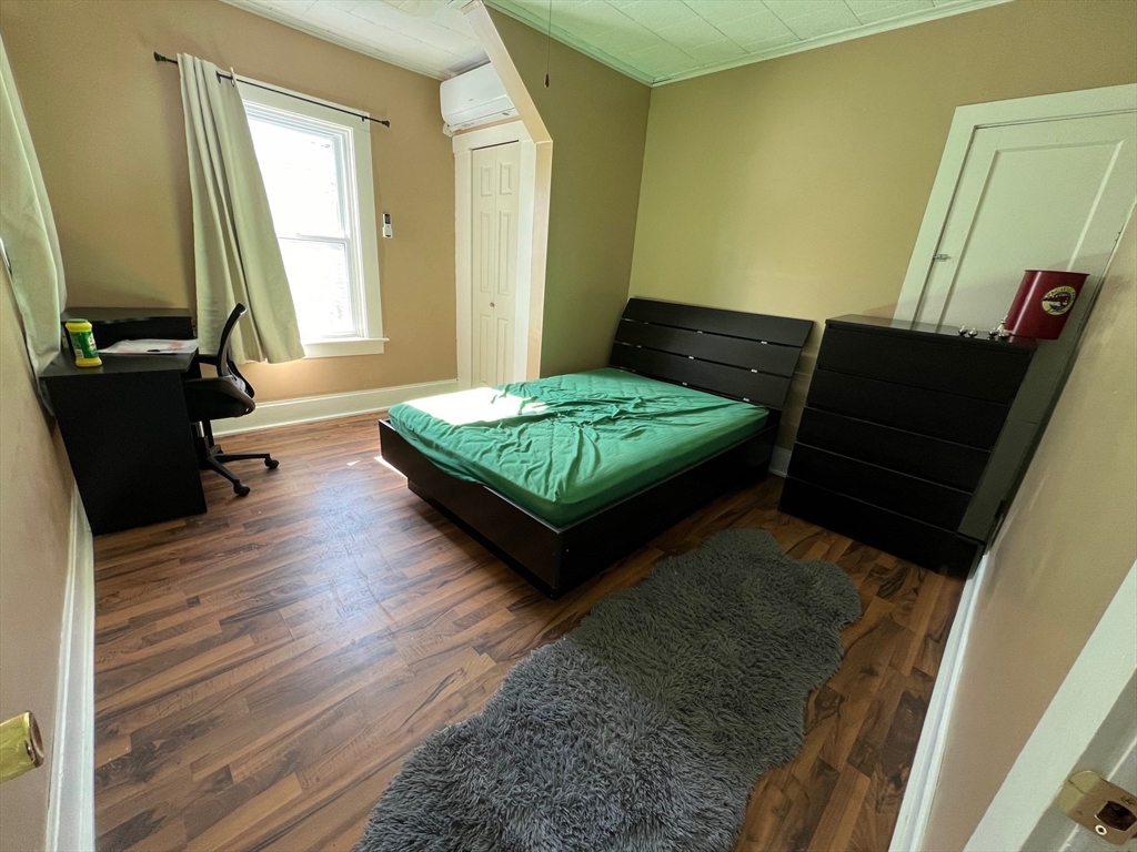 20 Florence Street, Unit 2 Worcester, MA 01610 - Photo 14 of 20