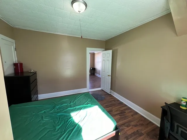 $2,000 | 20 Florence Street, Unit 2, Worcester, MA 01610