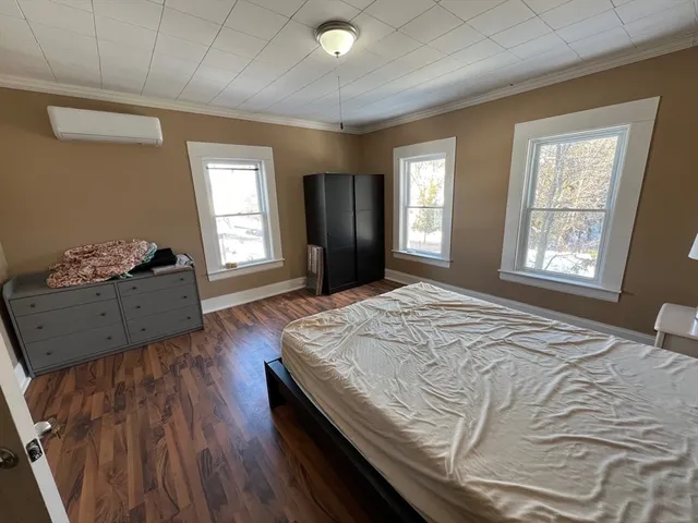 $2,000 | 20 Florence Street, Unit 2, Worcester, MA 01610