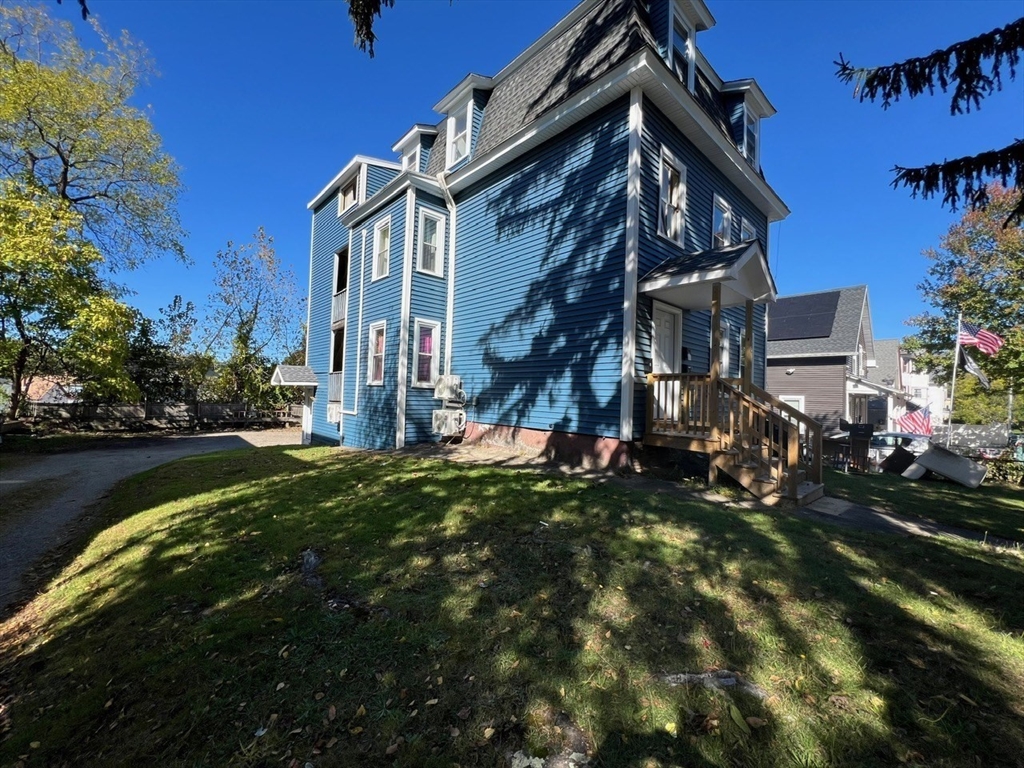 20 Florence Street, Unit 2 Worcester, MA 01610 - Photo 2 of 20