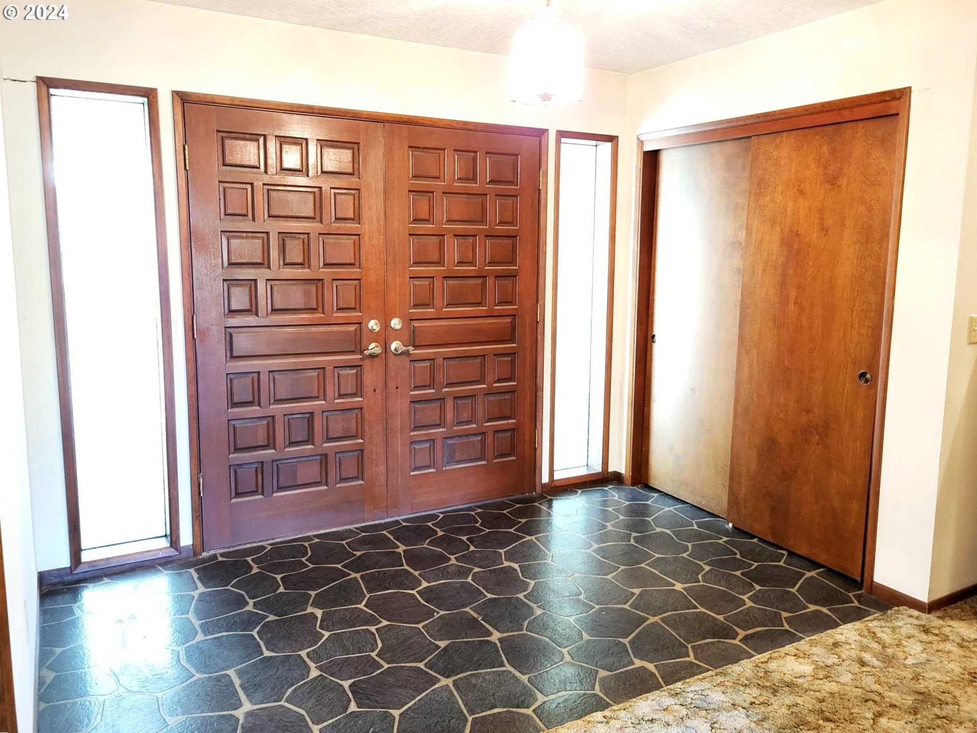 11830 Southwest Gopher Valley Road Sheridan, OR 97378 - Photo 14 of 41