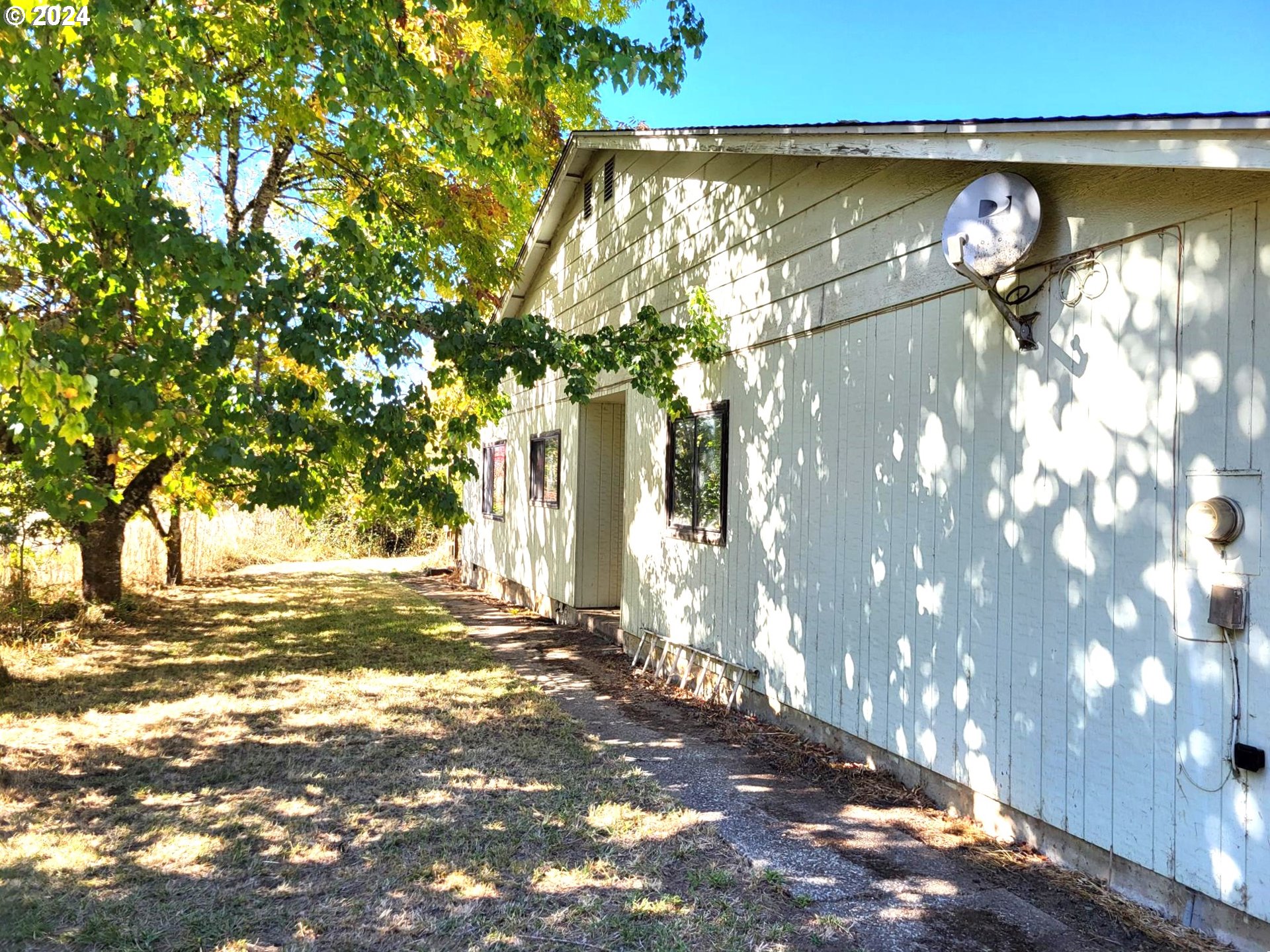 11830 Southwest Gopher Valley Road Sheridan, OR 97378 - Photo 38 of 41