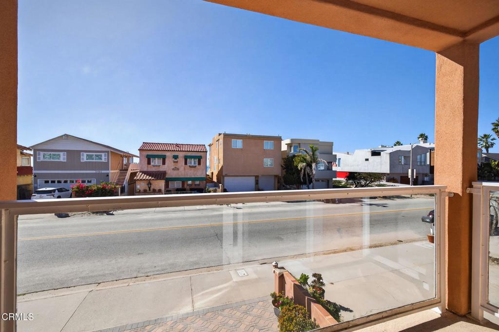 2408 Ocean Drive Oxnard, CA 93035 - Photo 15 of 58 view of a living room and utility room