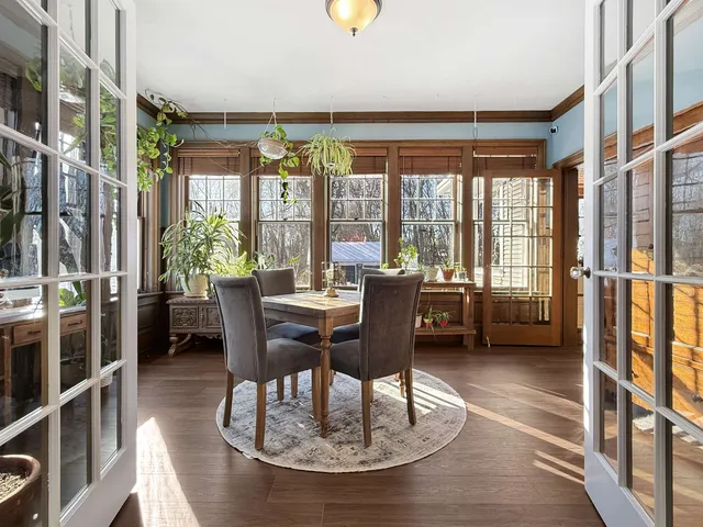 $625,000 | 2115 Riverside Avenue, Marinette, WI 54143