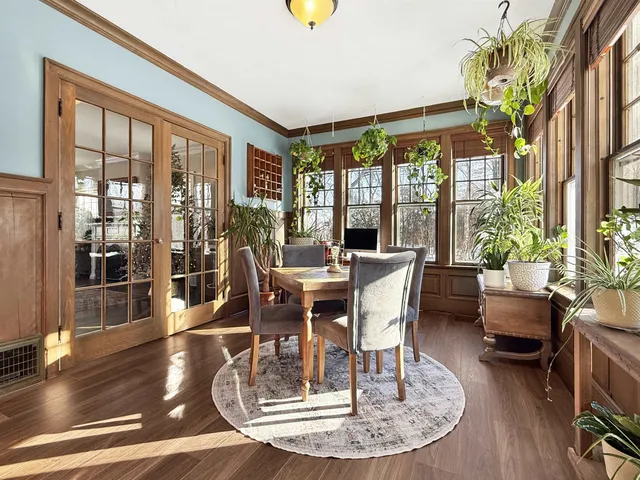 $625,000 | 2115 Riverside Avenue, Marinette, WI 54143