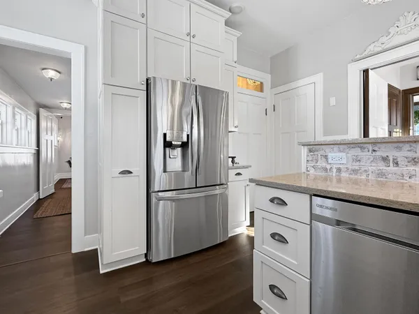 $625,000 | 2115 Riverside Avenue, Marinette, WI 54143