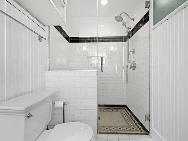 $625,000 | 2115 Riverside Avenue, Marinette, WI 54143