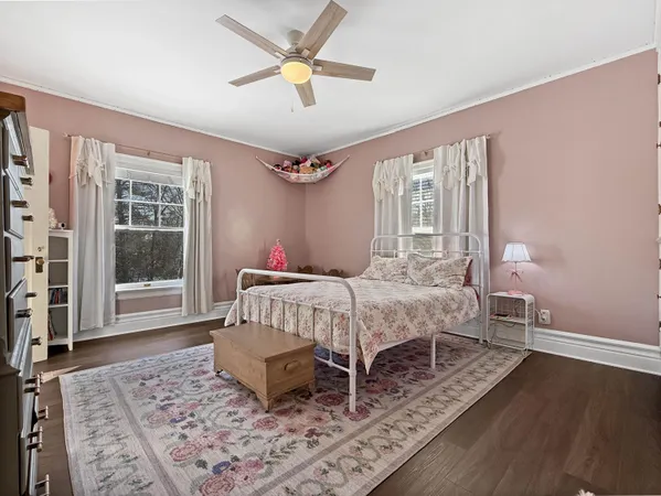 $625,000 | 2115 Riverside Avenue, Marinette, WI 54143