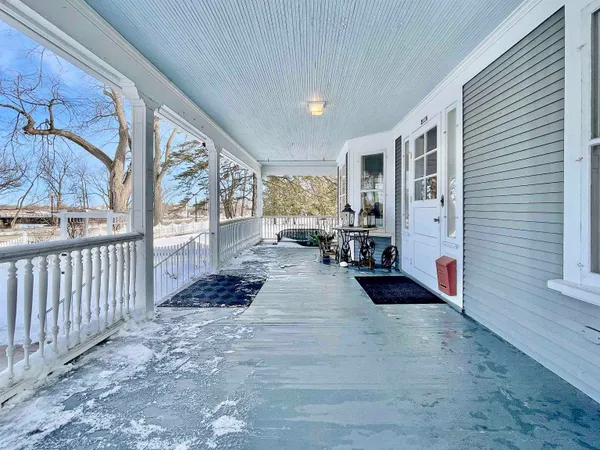 $625,000 | 2115 Riverside Avenue, Marinette, WI 54143