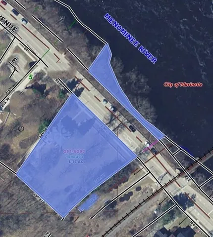 $625,000 | 2115 Riverside Avenue, Marinette, WI 54143