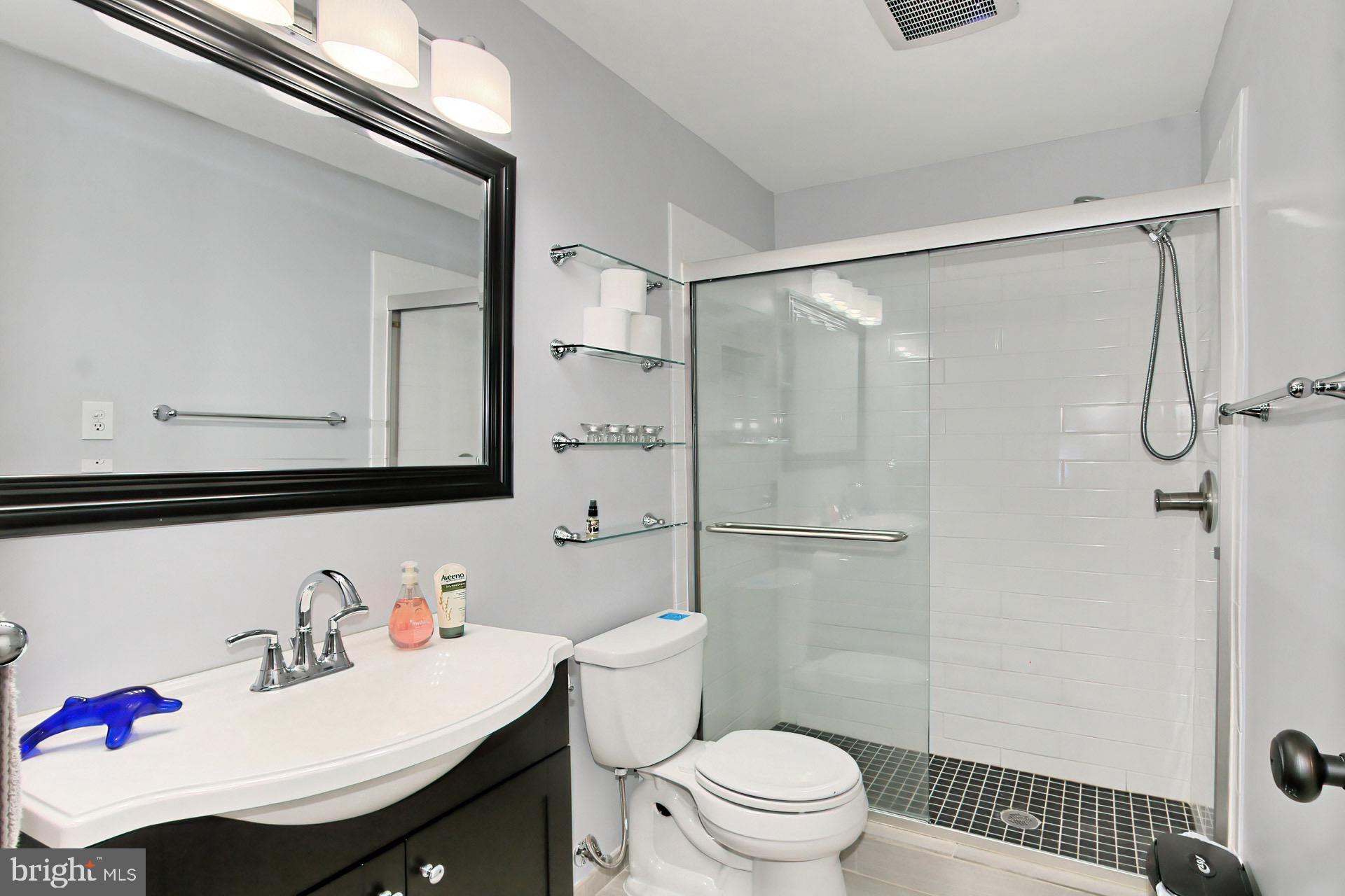 6317 Gormley Place Springfield, VA 22152 - Photo 25 of 49 Gallery Image 25