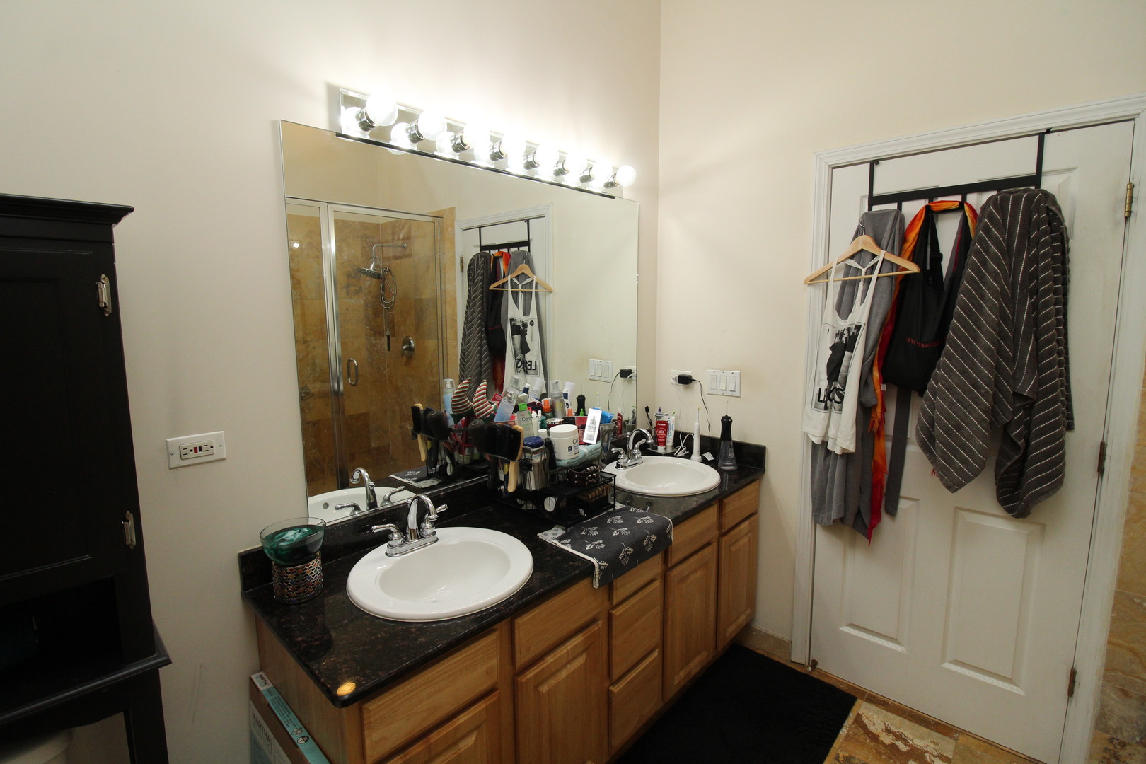 3231 West Fullerton Avenue, Unit 3W Chicago, IL 60647 - Photo 22 of 26