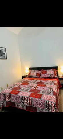 $2,000 | 1085 Ocala Road, Tallahassee, FL 32304