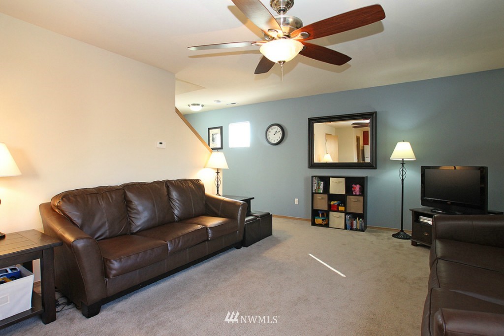 20361 Springbrook Road Southeast Monroe, WA 98272 - Photo 4 of 15