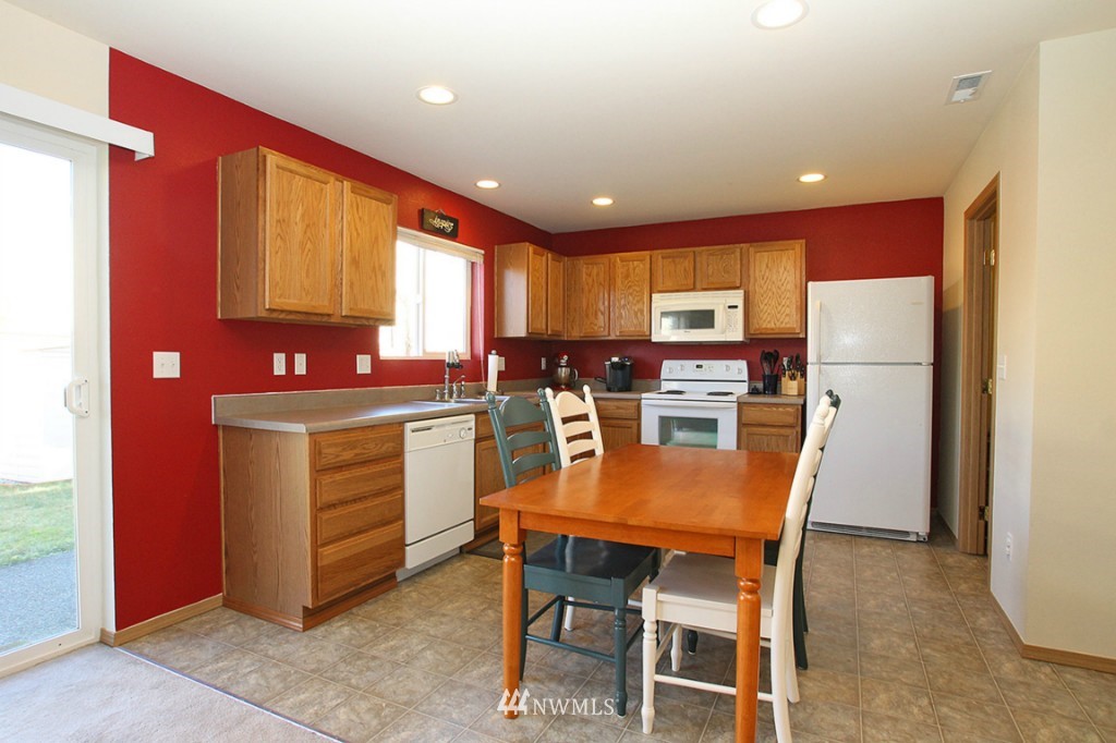 20361 Springbrook Road Southeast Monroe, WA 98272 - Photo 6 of 15