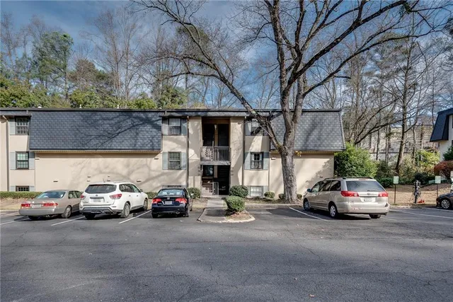 $139,000 | 134 Lablanc Way Northwest, Atlanta, GA 30327
