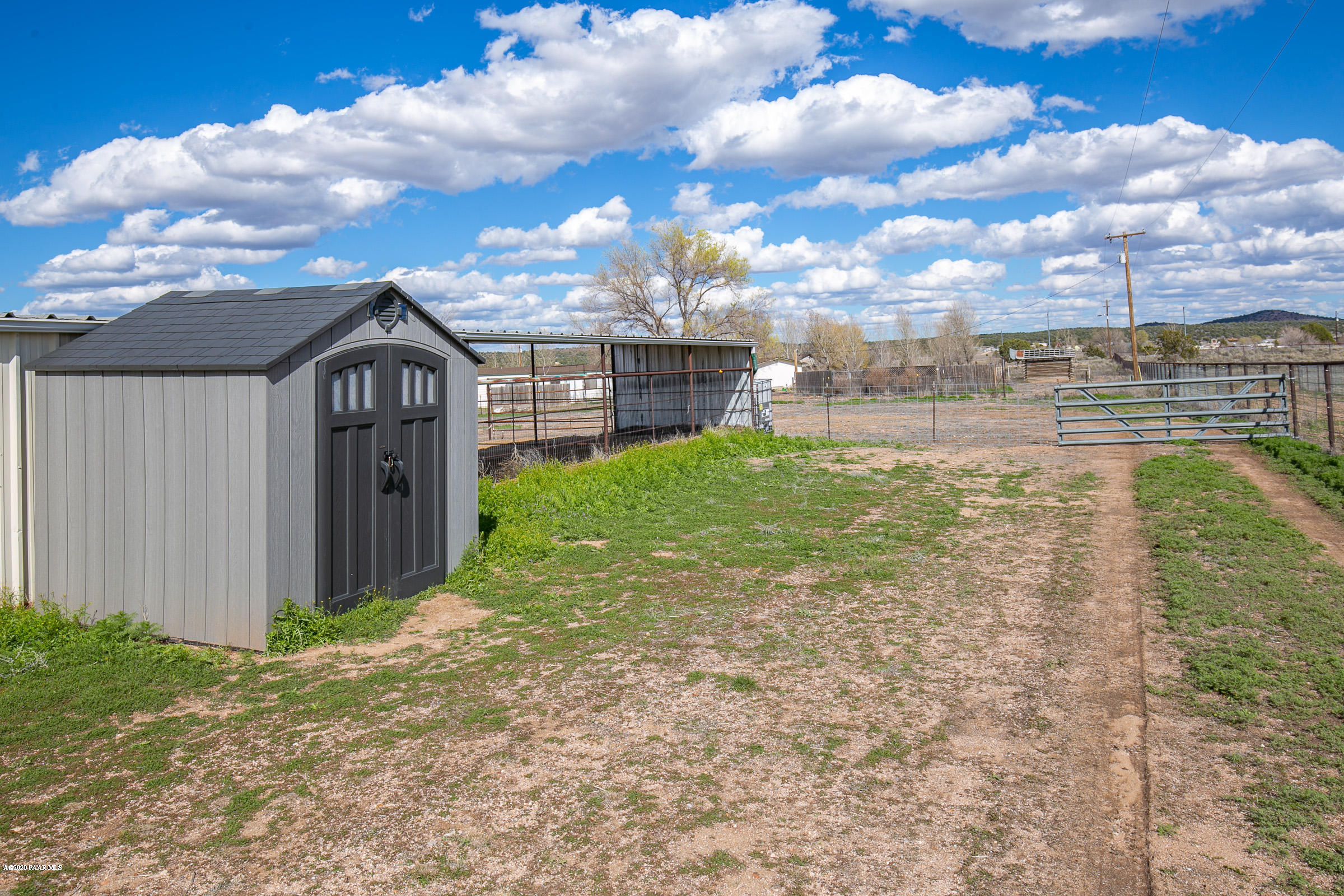 22355 North Docs Road Paulden, AZ 86334 - Photo 27 of 39 a view of a garden with an outdoor space