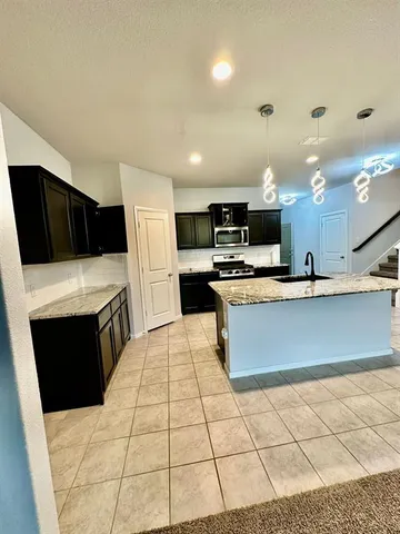 $2,900 | 16525 Portage Street, Justin, TX 76247