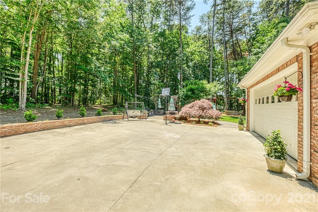 1172 Ben Black Road Midland, NC 28107 - Photo 37 of 48 a view of outdoor space and yard