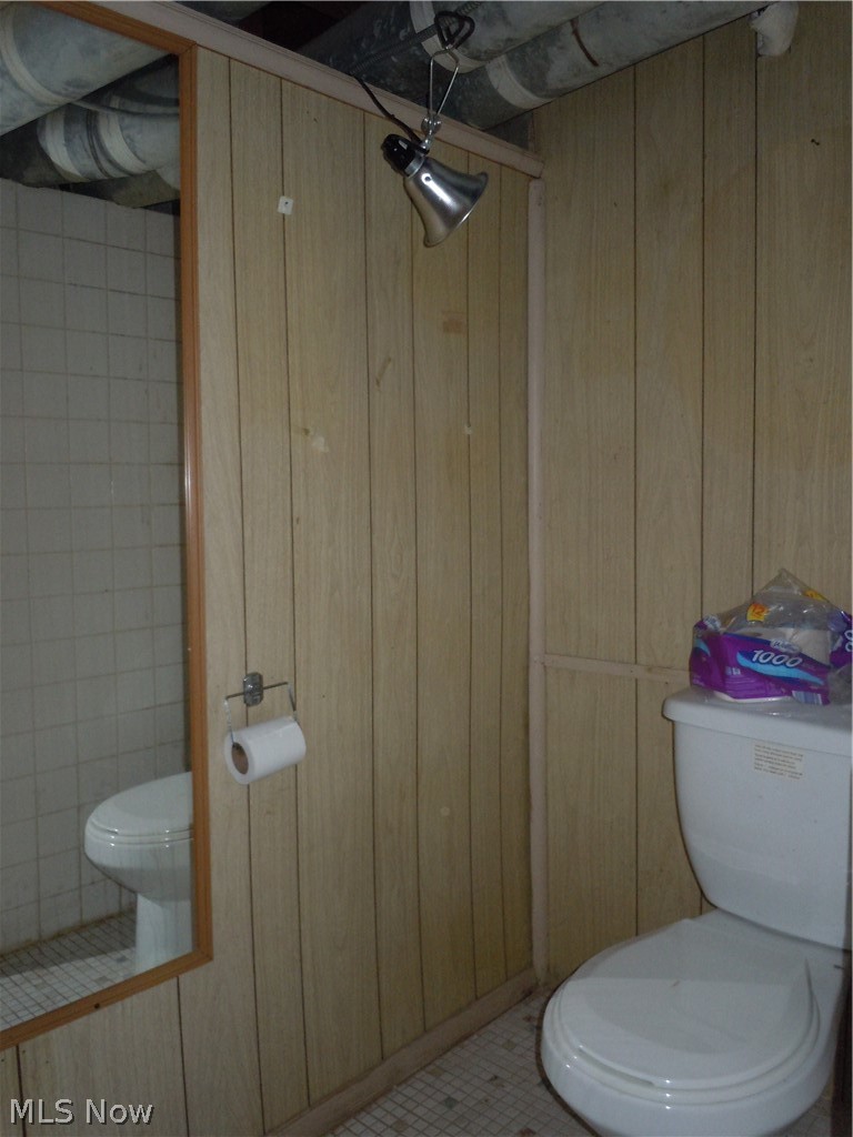 17914 Neff Road Cleveland, OH 44119 - Photo 18 of 23 Gallery Image 18