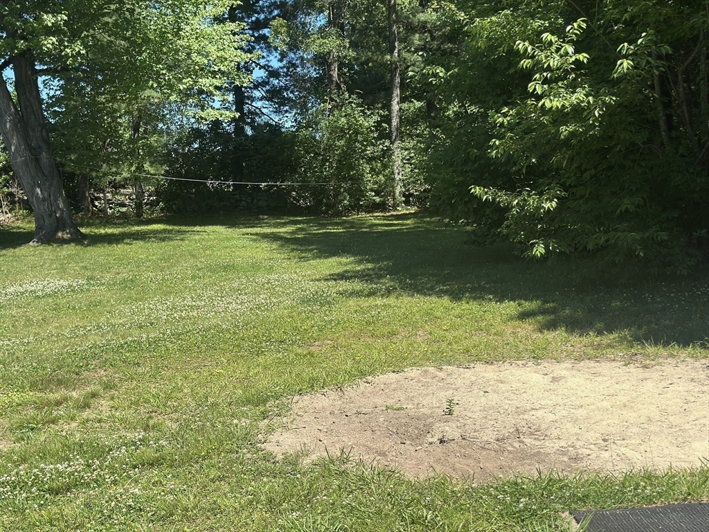 11 Alpha Road Holden, MA 01520 - Photo 5 of 29