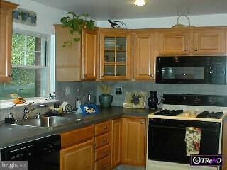 1682 Daws Road Blue Bell, PA 19422 - Photo 2 of 5 Gallery Image 2