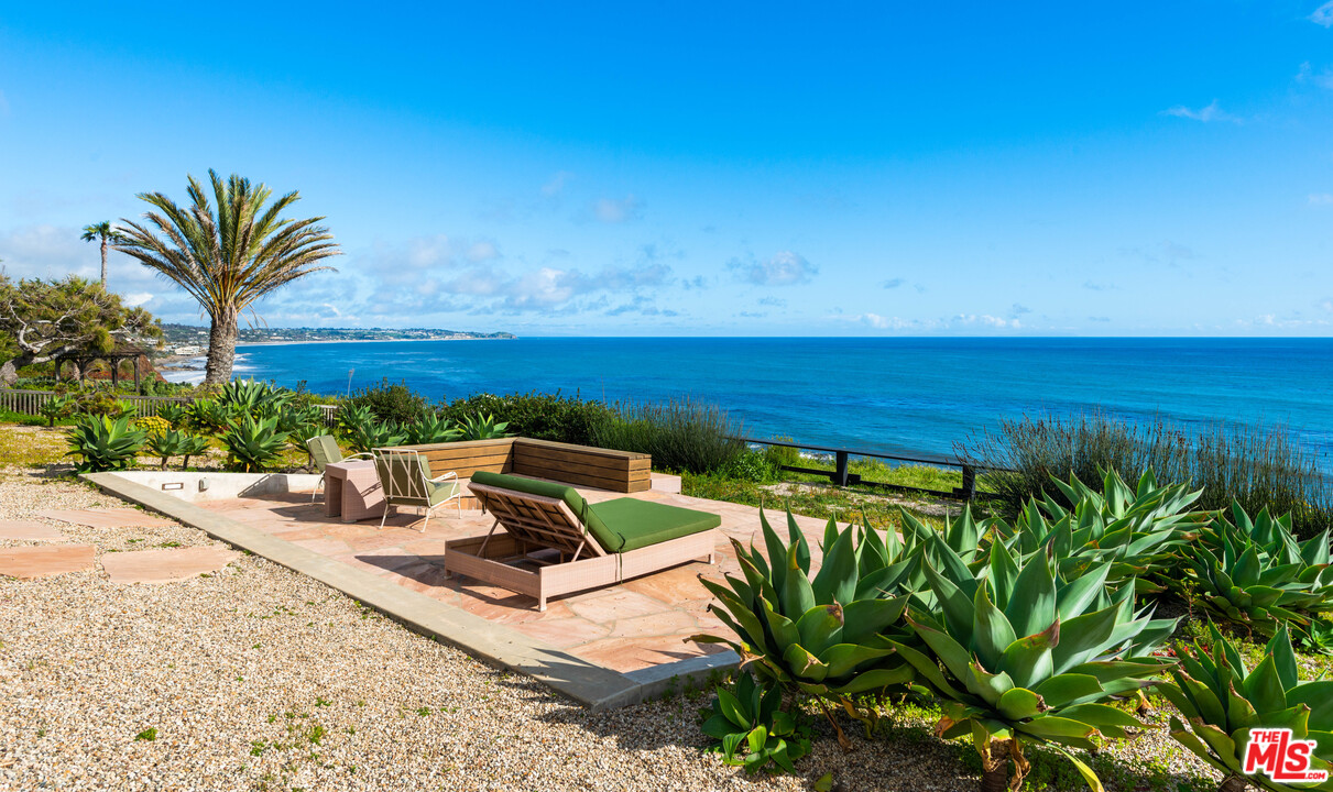 32496 Pacific Coast Highway Malibu, CA 90265 - Photo 2 of 51