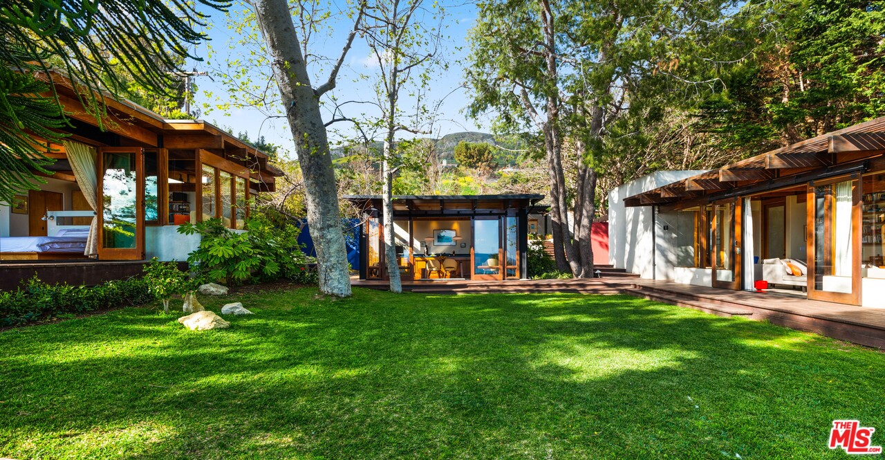 32496 Pacific Coast Highway Malibu, CA 90265 - Photo 36 of 51