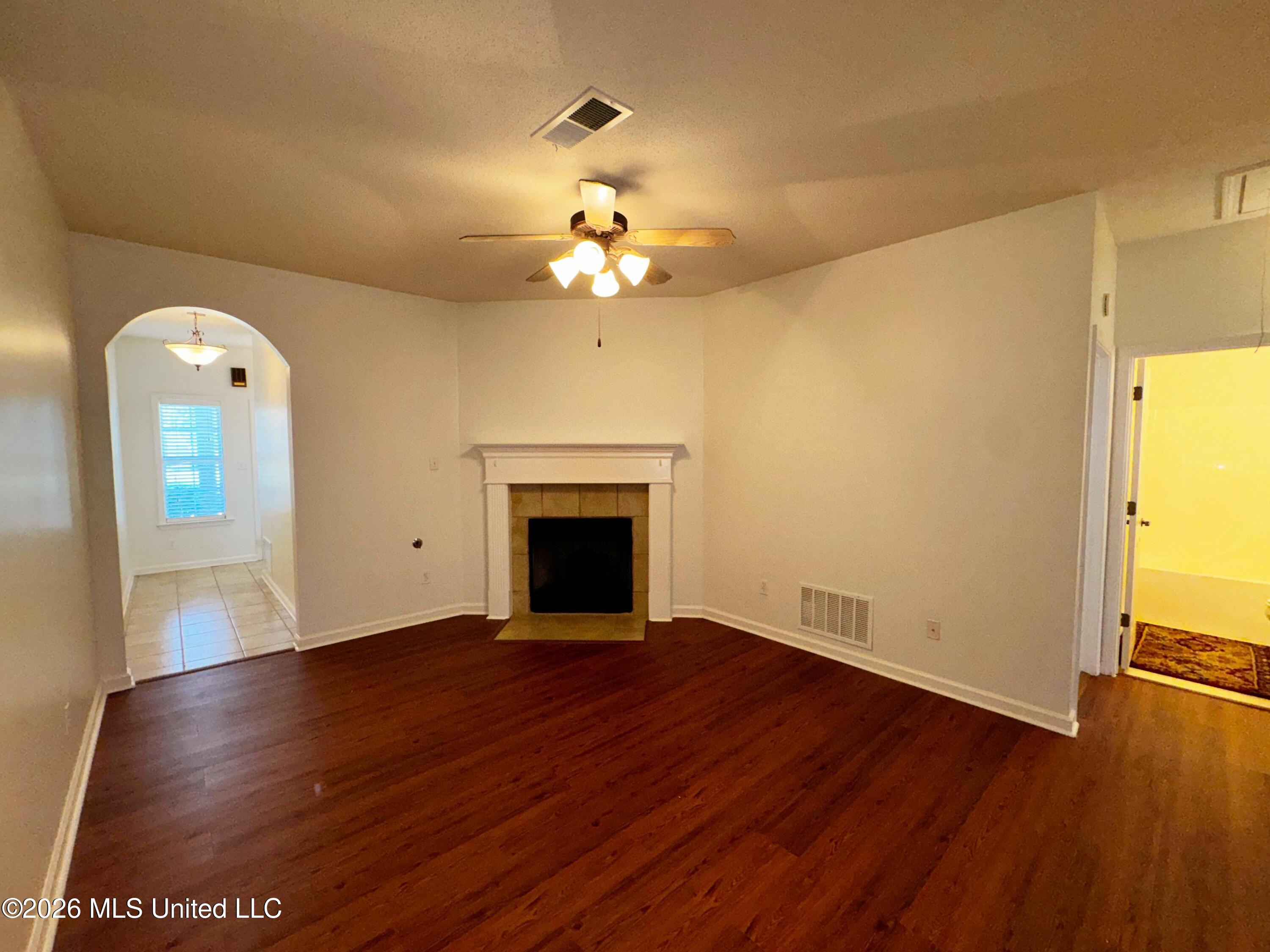 856 Cardinal Lane Hernando, MS 38632 - Photo 3 of 16 Great Room
