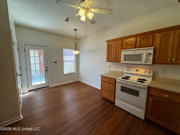 $290,000 | 856 Cardinal Lane, Hernando, MS 38632