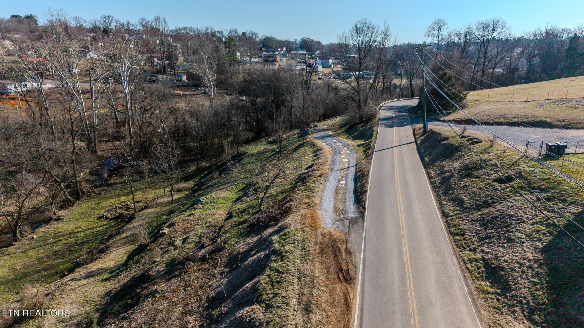 2636 Shields Ferry Road Morristown, TN 37814 - Photo 9 of 13 Main