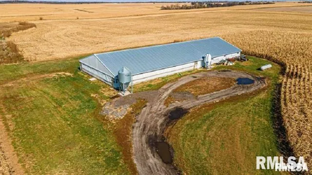 $535,000 | 2322 County Road 2000 North, Beason, IL 62512