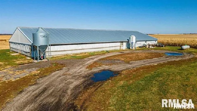 $535,000 | 2322 County Road 2000 North, Beason, IL 62512